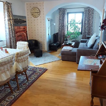 Schloss Weichs Zu Regensburg Mit 2Schlafzimmer Parkplatz Internet 75Qm Zentrum Eksteriør billede