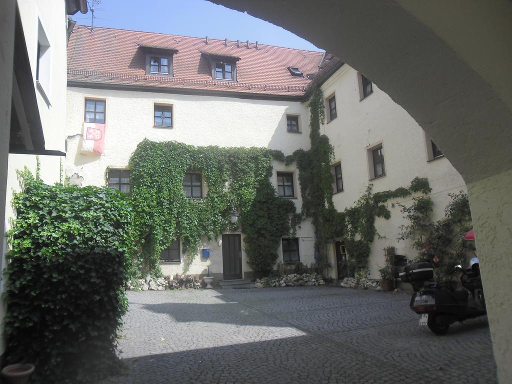 Schloss Weichs Zu Regensburg Mit 2Schlafzimmer Parkplatz Internet 75Qm Zentrum Eksteriør billede