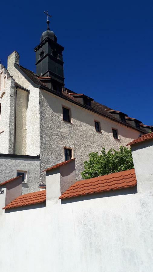 Schloss Weichs Zu Regensburg Mit 2Schlafzimmer Parkplatz Internet 75Qm Zentrum Eksteriør billede