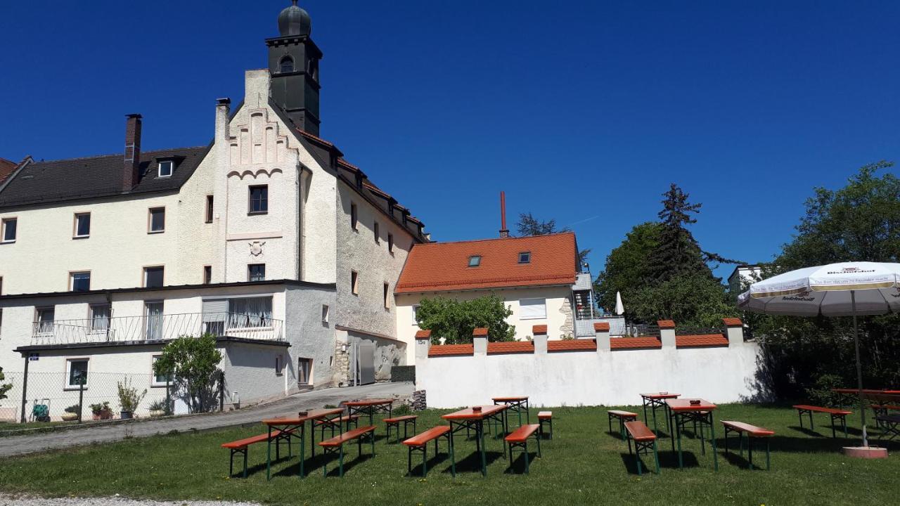 Schloss Weichs Zu Regensburg Mit 2Schlafzimmer Parkplatz Internet 75Qm Zentrum Eksteriør billede